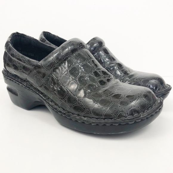 boc Shoes - B.O.C Born Concepts Croc Embossed Clogs Size 7